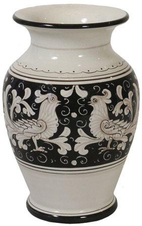 Deruta Italian Ceramic Vase Fondo Nero